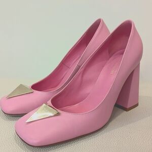 Scanlan Theodore Square Toe Shoes